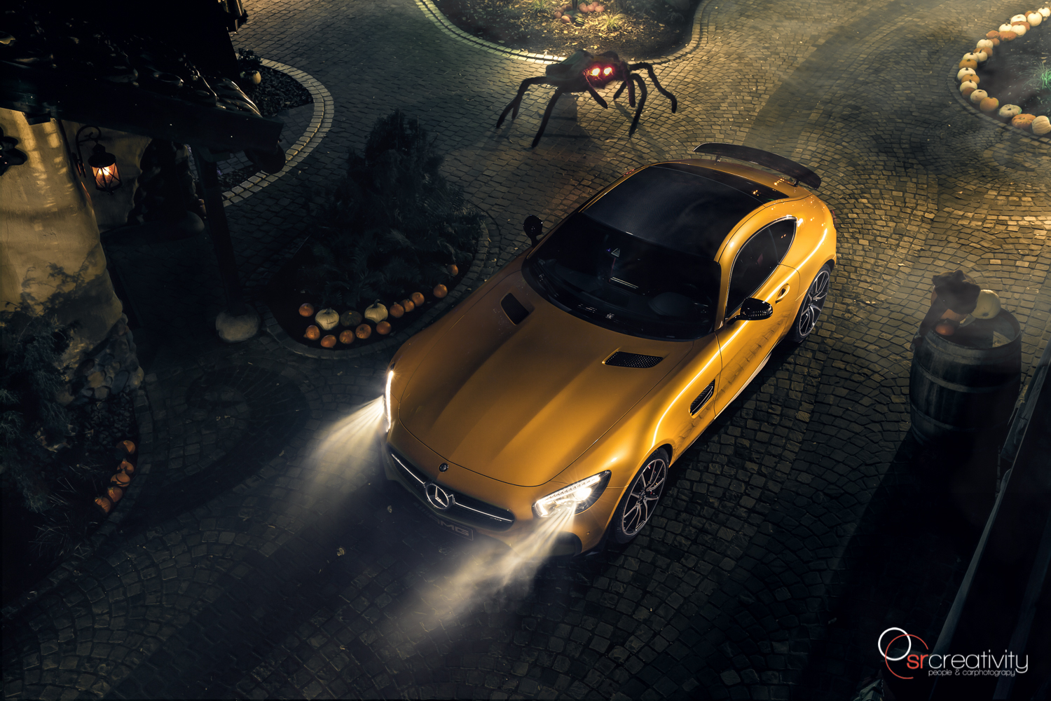 Mercedes-AMG_GT_Halloween-01